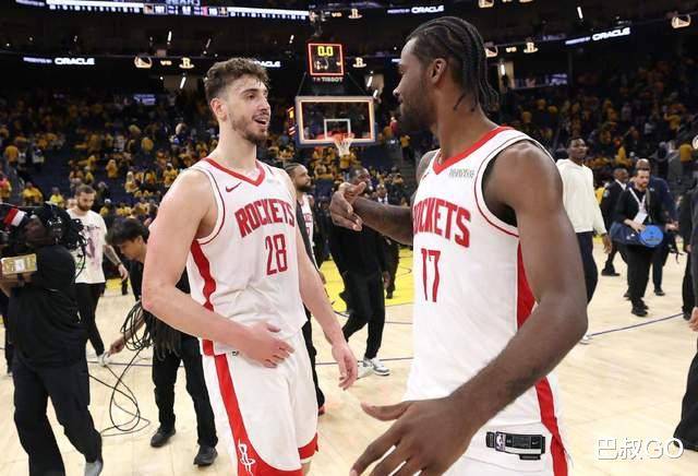 Scout在加拿大队比赛中出色防守，夺冠引发热议！